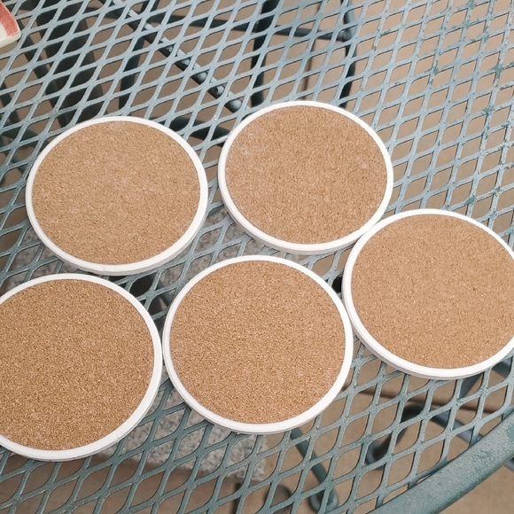 Classic Character Sketch Coasters Set - Black and White - Picture 7 of 9